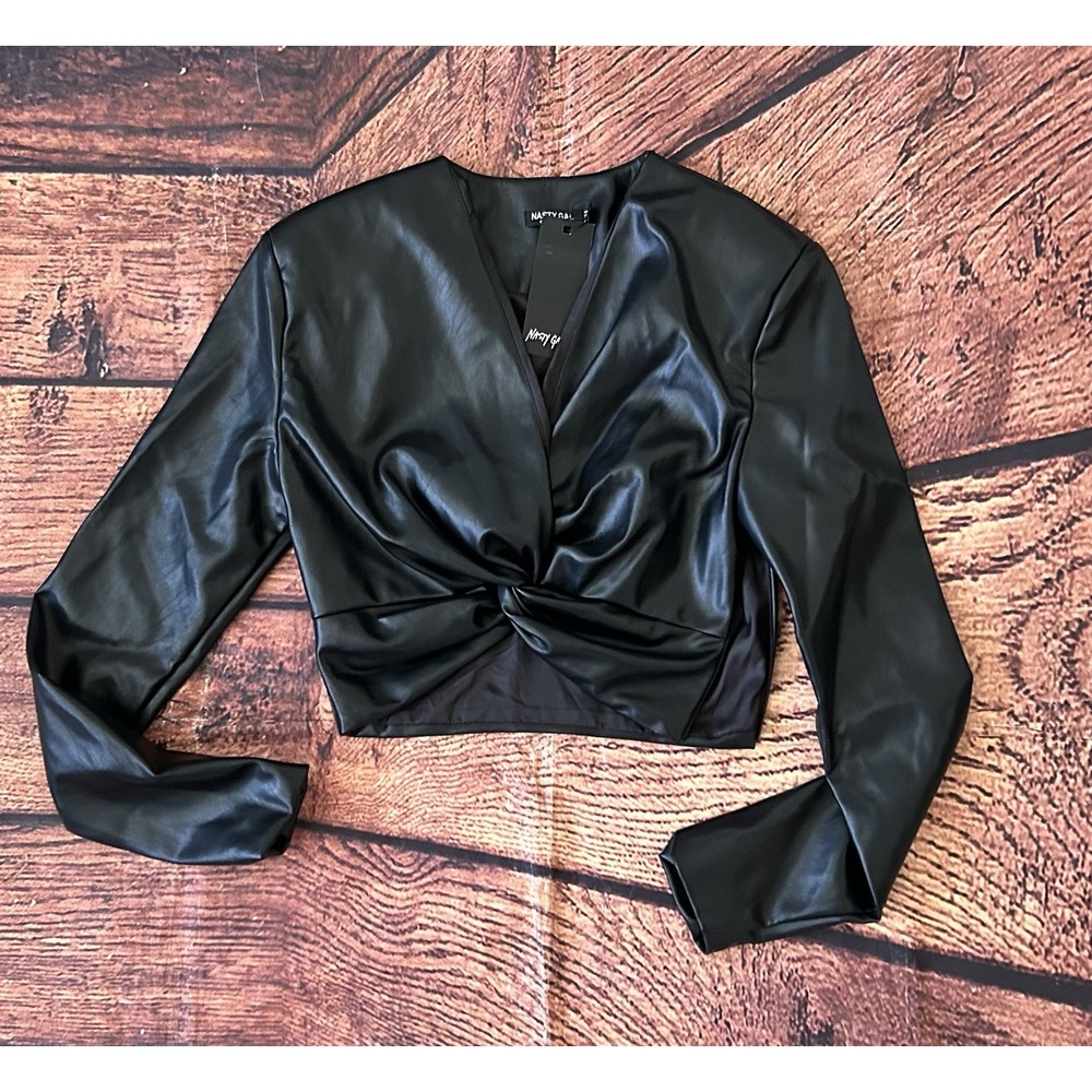 NWT Nastygal Faux Leather Twisted Crop Top Size 2 Black Long Sleeves